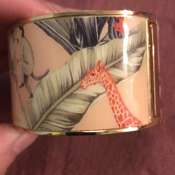 SOLD Ann Taylor bracelet - Picture 7 of 7